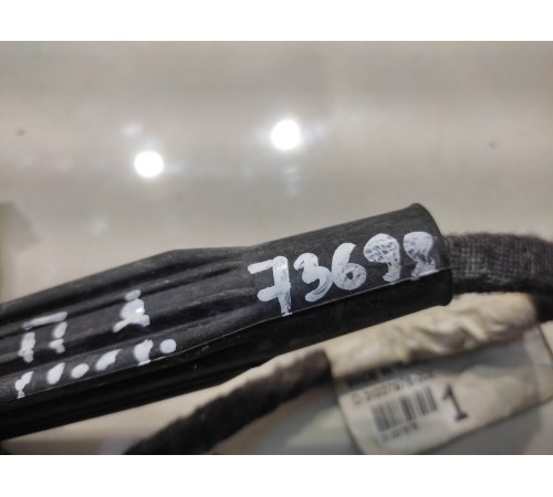 Электропроводка двери (передняя, левая)