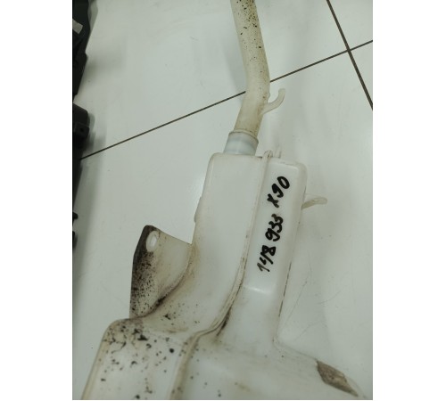 Бачок омывателя