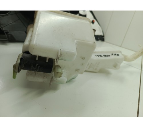 Бачок омывателя