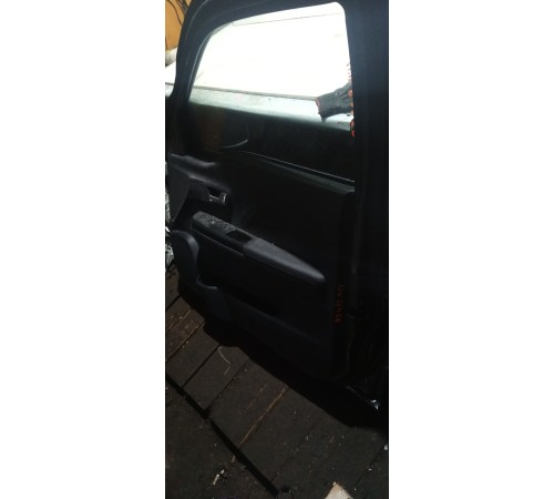 Обшивка двери Передняя Правая