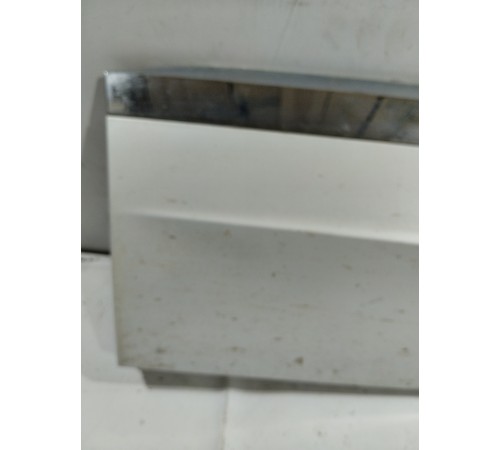 Накладка двери (задняя правая)