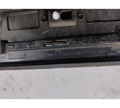 Накладка двери (задняя правая)