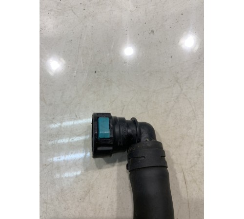 Патрубок системы охлаждения