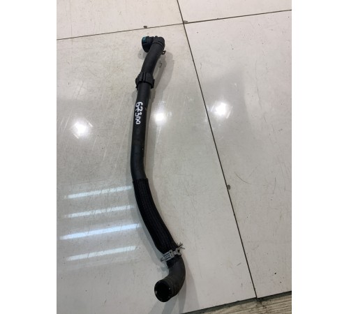 Патрубок системы охлаждения