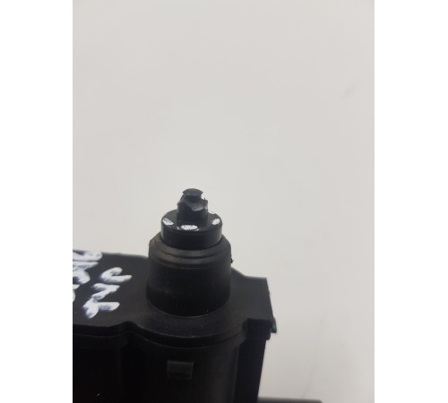 Активатор замок лючка бензобака