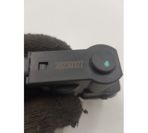 Активатор замок лючка бензобака