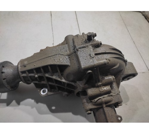 Редуктор передний