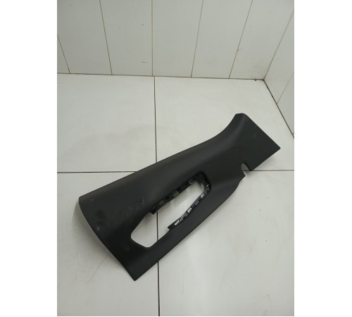 Обшивка стойки задняя правая