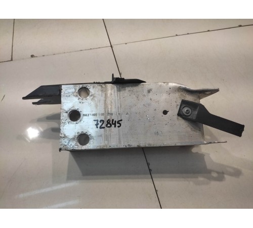 Кронштейн усилителя переднего бампера