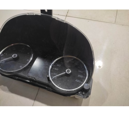 Панель приборов