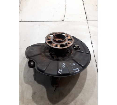 Кулак поворотный(задний правый)