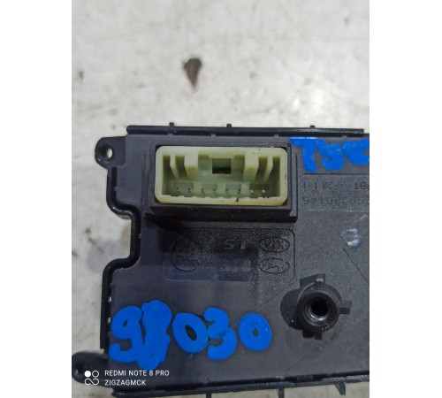 Кнопки руля многофункциональные правые