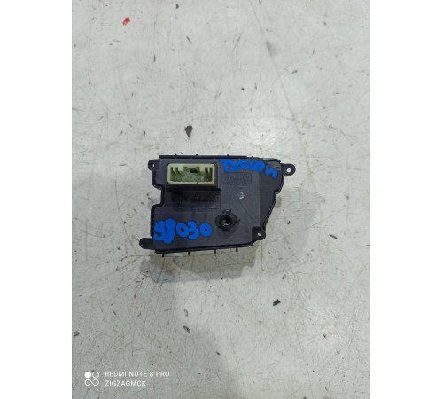 Кнопки руля многофункциональные правые