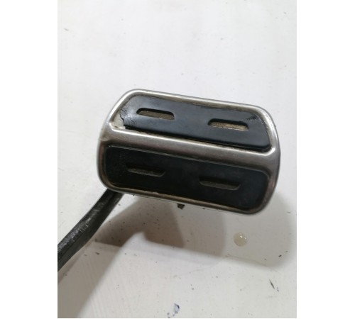 Педаль тормоза