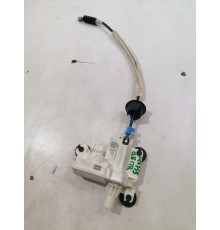 Доводчик двери передний правый