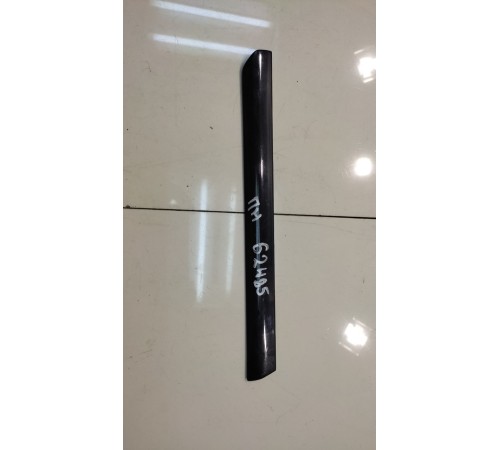 Накладка передней решётки бампера (правая, нижняя)