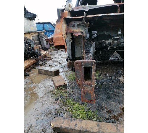 Лонжерон передний правый