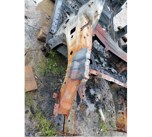 Лонжерон передний правый