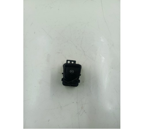 Кнопка включения стояночного тормоза