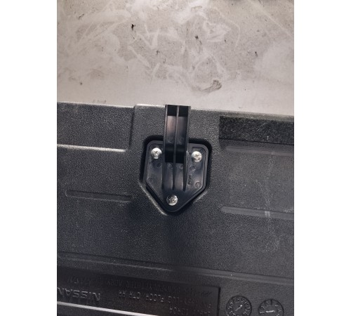 Пол багажника