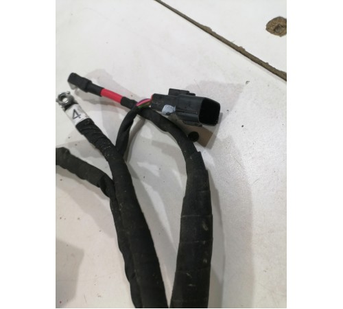 Силовой провод АКБ "плюс"