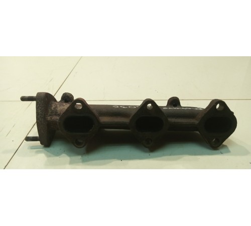 Выпускной коллектор (правый)