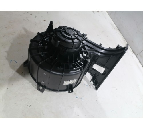 Моторчик отопителя (печки)