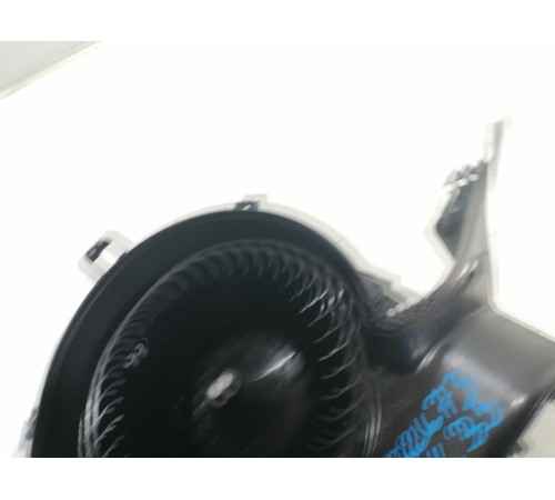 Моторчик отопителя (печки)