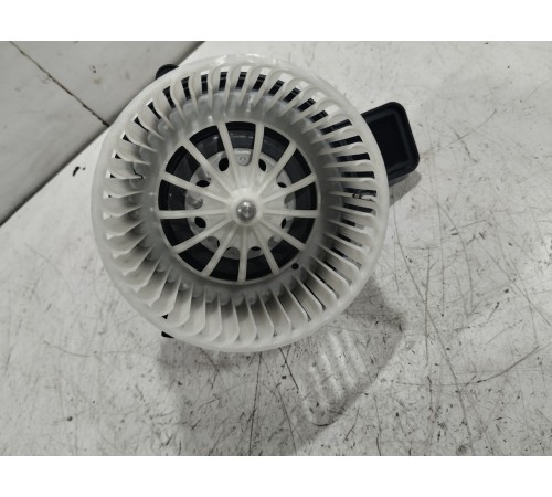 Моторчик отопителя печки задний