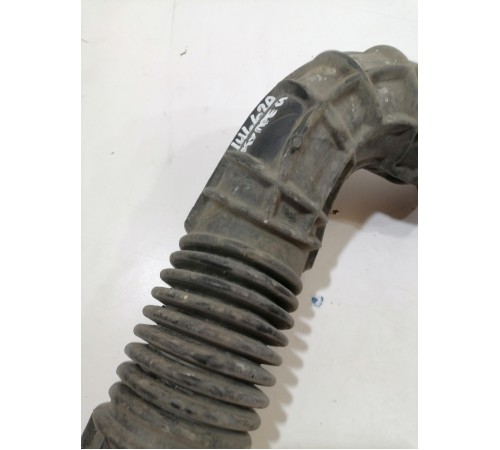 Патрубок воздушного фильтра