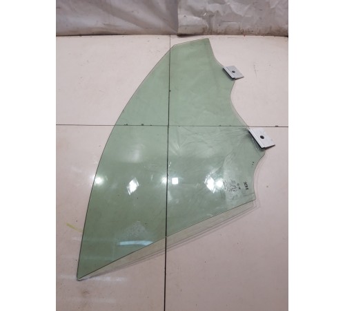 Стекло двери (переднее, правое)