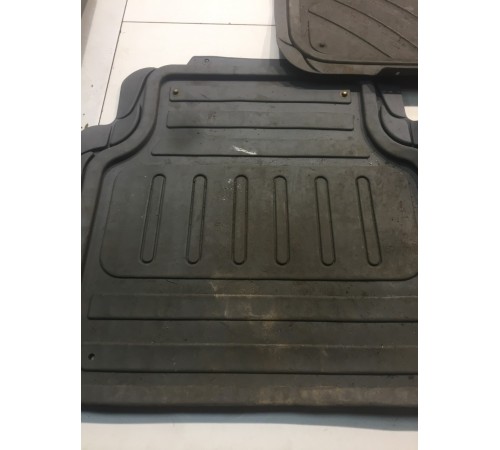 Коврики салона (не комплект)