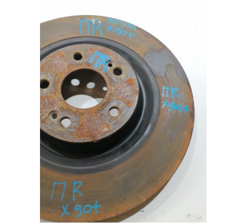 Диск тормозной передний