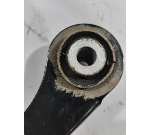 Рычаг подвески задний левый верхний поперечный