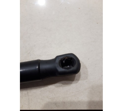 Амортизатор капота (левый)