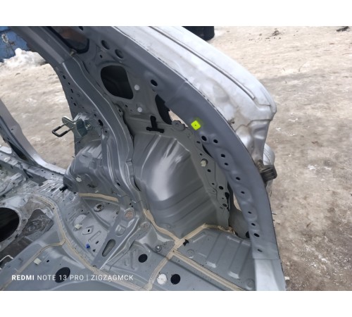 Крыло заднее правое