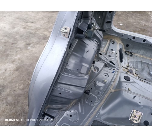 Крыло заднее правое