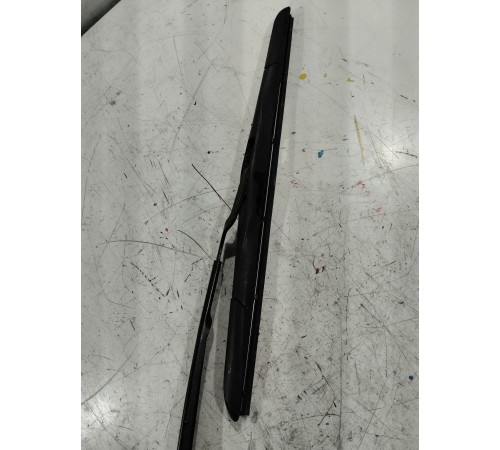 Поводок стеклоочистителя правый