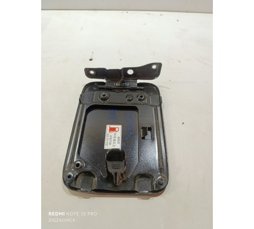 Лючок топливного бака