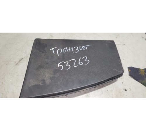 Бардачок в торпедо левый