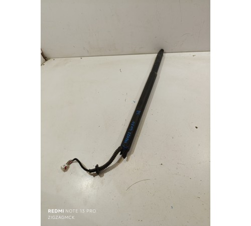 Амортизатор крышки багажника правый