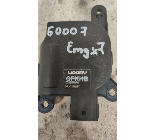 Моторчик привода заслонок отопителя