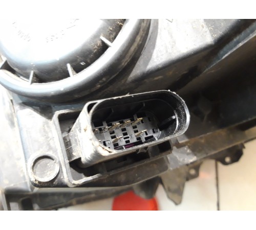 Фара(передняя правая)