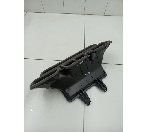 Воздуховод салона