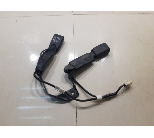 Ответная часть ремня безопасности(задняя)