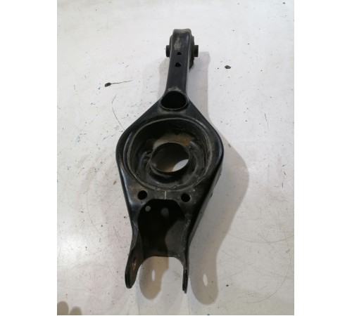 Рычаг подвески задний левый