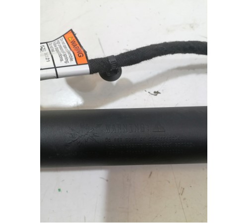 Амортизатор крышки багажника левый