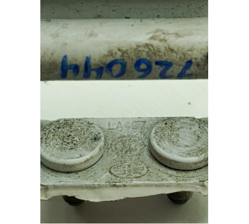 Комплект петель крышки багажника 2 шт.