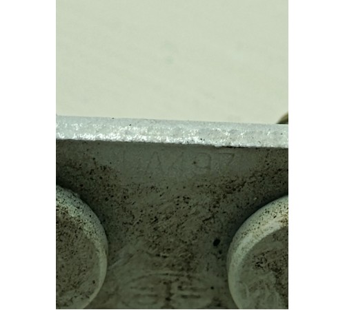 Комплект петель крышки багажника 2 шт.