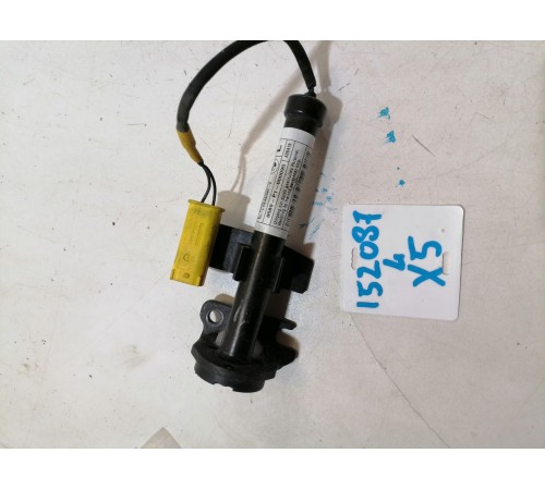 Пиропатрон петли капота левый